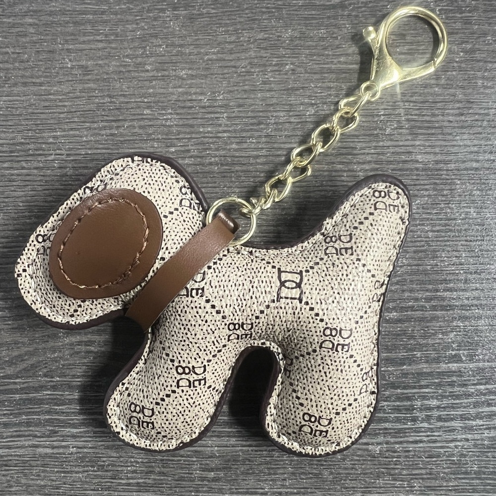 Brown Dog-Shaped Bag Charm Accessory NWT - Picture 2 of 6